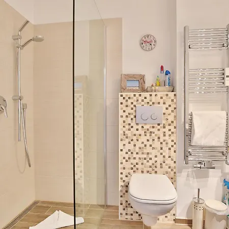 Haus Adria 27 Ostseegoere Apartment Scharbeutz